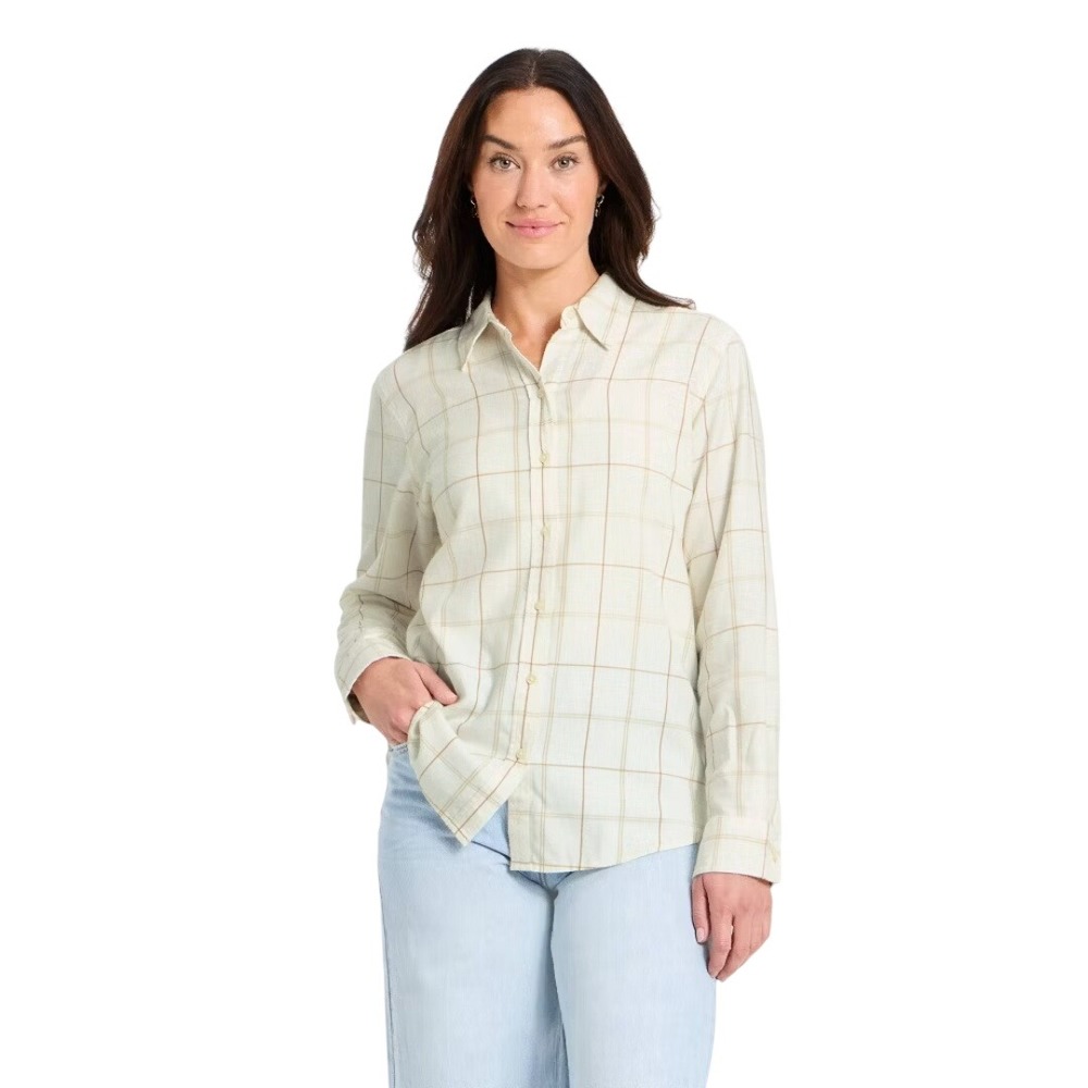 Universal Thread Women's Cream Plaid Relaxed Fit Button Down Shirt Size Medium